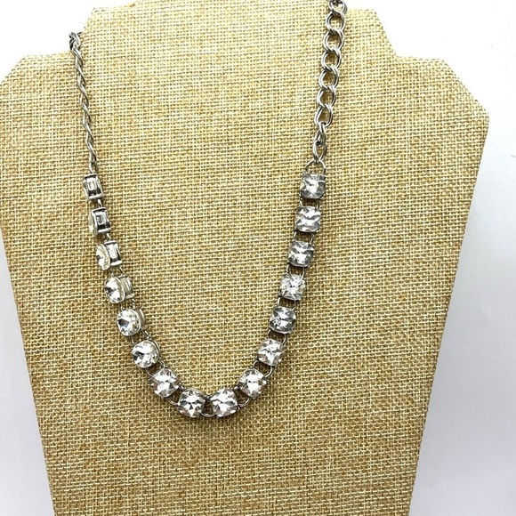 Necklaces Lot 5 Assorted Necklaces Silver Tone Necklaces - Picture 11 of 14